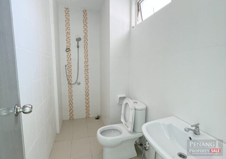 FIERA VISTA Bayan Lepas 1655SQFT 2 Carpark 4 BEDROOMS Renovated Unit