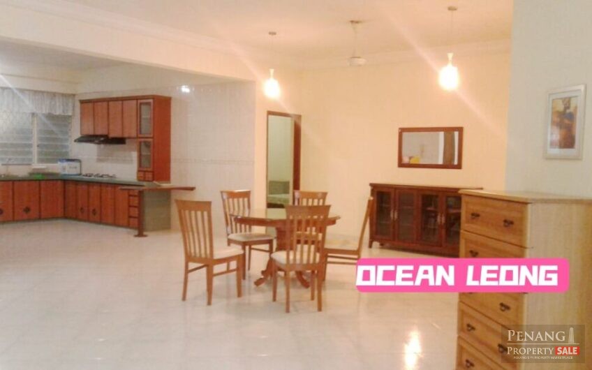 Gurney Beach Resort at Jalan Kelawai, Pulau Tikus, Near Gurney