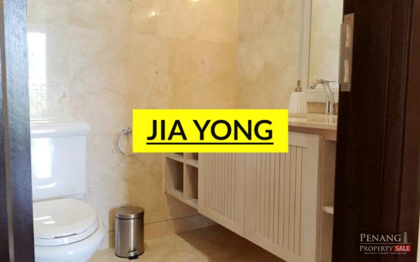 Quayside Condominium 2146sf 2+1 bedrooms 2 carparks