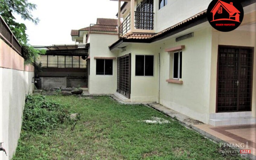 2 Storey Terrace House @ Sungai Ara, Corner unit with garden