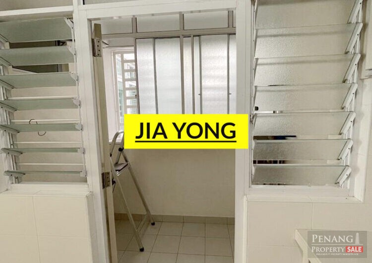 Summer Place Condominium Block 1 hig floor seaview