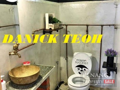 (Rare Unit) Bungalow House at Tanjung Bungah Walking Distance to Beach