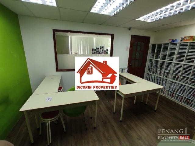 Vantage Point, Strategic location, Renovated with floor and ceiling, For Rent