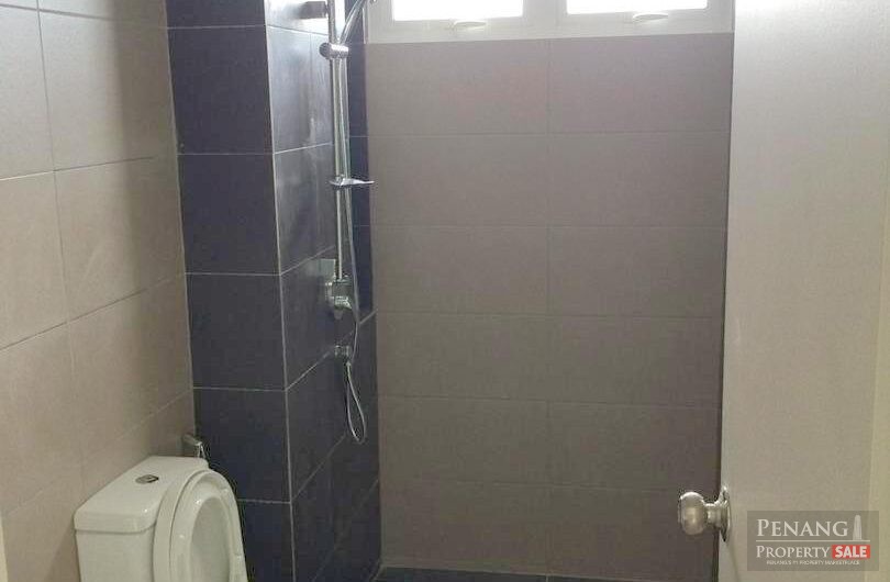 Gardens Ville at Sungai Ara 1230 sqft Semi Furnished 1 CARPARK