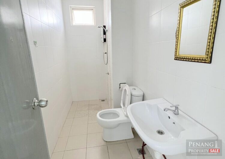 1450sqft Fully Furnished & renovated 2 CARPARK Fiera Vista BAYAN LEPAS