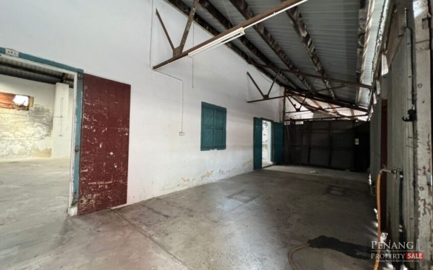 SHOP LOT RENT AT WELD QUAY 3180 SQFT ORIGINAL CLASSIC CONDITION PREMIER LOCATION EASY FIND CAR PARK