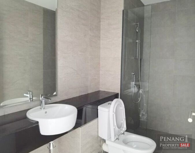 TRIUNI RESIDENCE Batu Uban Seaview unit 1636SQFT 2 CARPARK Brand new