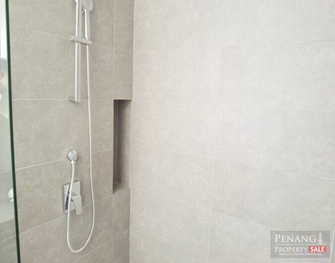 TRIUNI RESIDENCE Batu Uban Seaview unit 1636SQFT 2 CARPARK Brand new