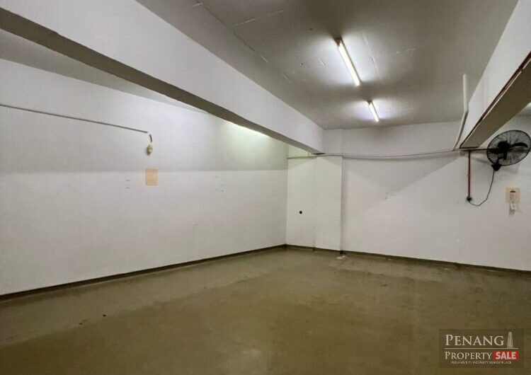 SHOP LOT RENT 5 STOREY BUILDING WITH ELEVATOR AT GEORGETOWN CENTER