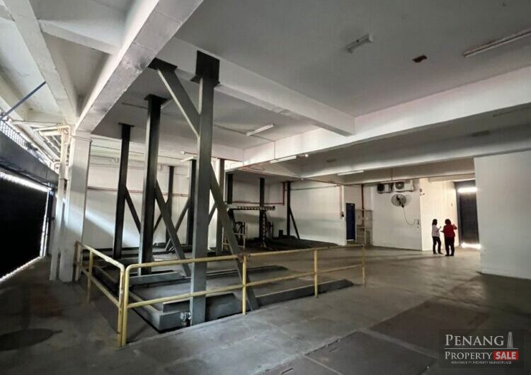 SHOP LOT RENT 5 STOREY BUILDING WITH ELEVATOR AT GEORGETOWN CENTER