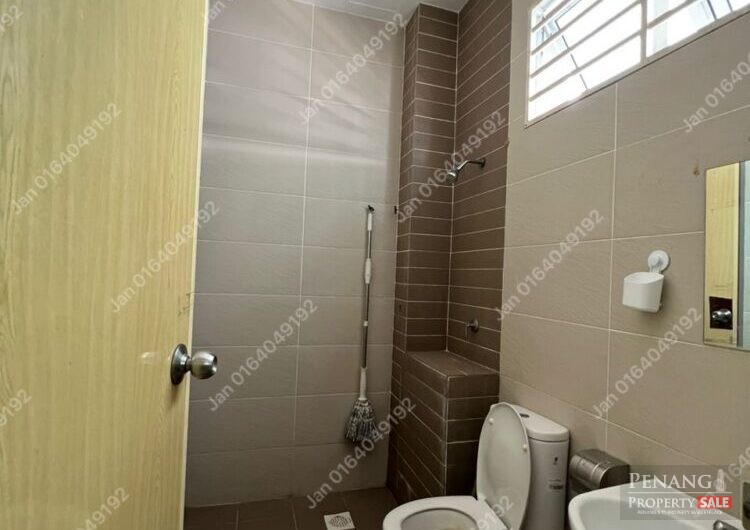 3 Storey Terrace House For Rent @ Bayan Lepas Near Penang Airport