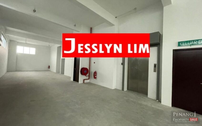 FACTORY RENT 3 STOREY AT JALAN PERMATANG DAMAR LAUT FACING MAIN ROAD