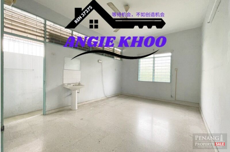 2 Terrace at Medan Tembaga Concrete Flooring Intermediate Corner