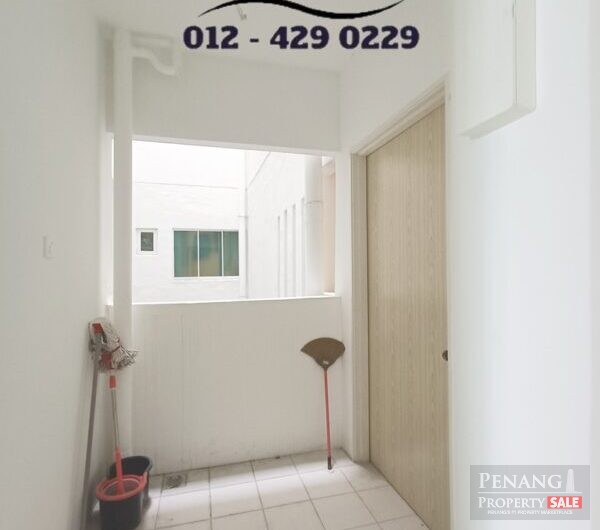 PRIVATE LIFT 1598sqft 2 CAR PARK Bare unit THE CLOVERS