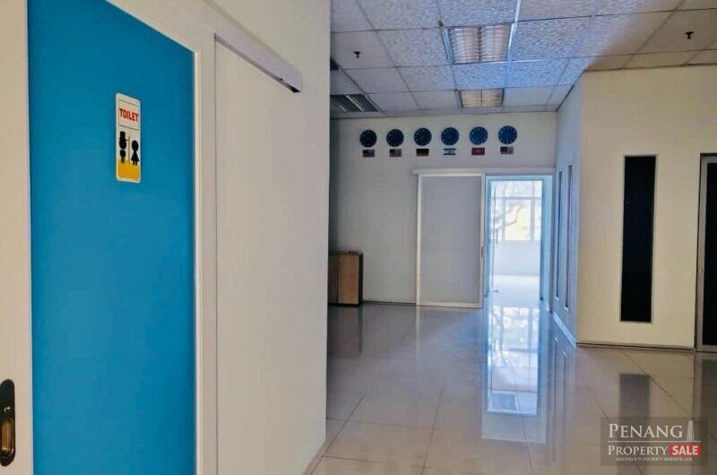 D’piazza Mall Office – 1200′ – Fully Renovated – Bayan Baru