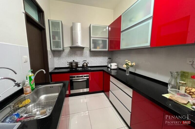 Reflection Condominium – Fully Renovated – 1512′ – 2 Car Parks