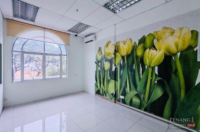 D’piazza Mall Office – 1200′ – Fully Renovated – Bayan Baru