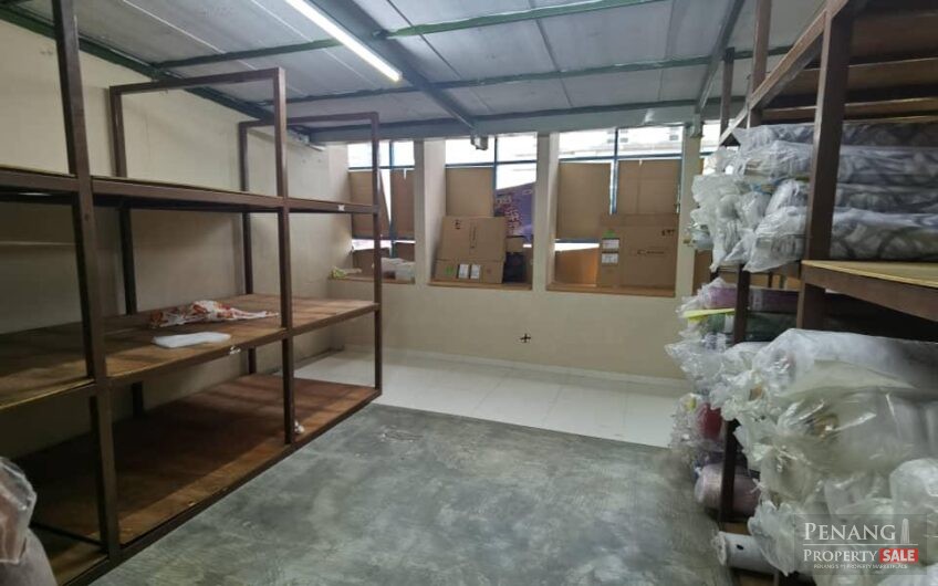 4 Stories Building – 7112′ – With Cargo Lift – Georgetown