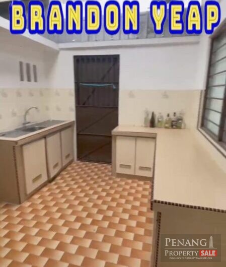 Island Glades 1 Storey Terrace Corner Unit With Big Compound For Rent