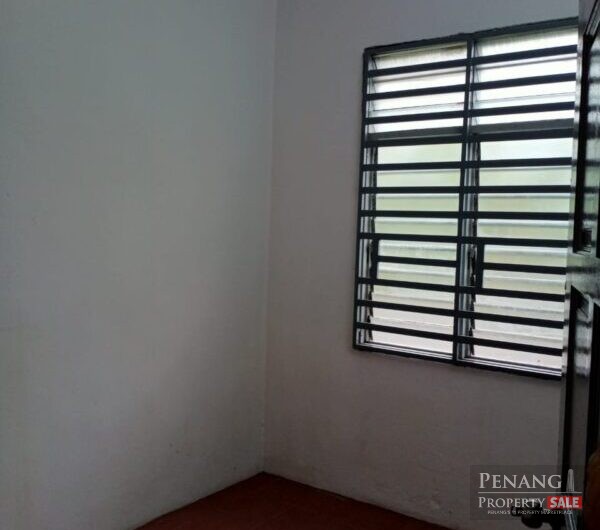 Taman Merak 1sty Terrace Near Batu Kawan