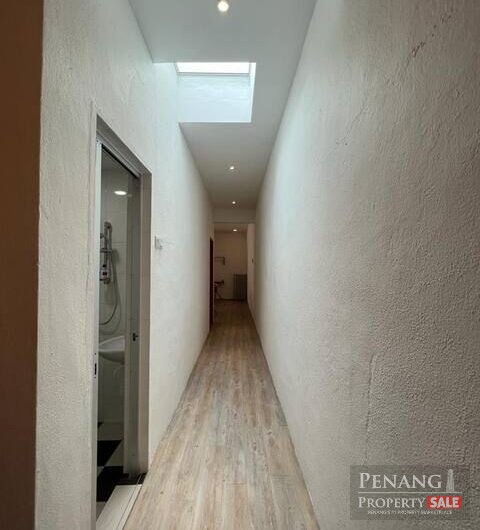 For Rent One Middle Bedroom at Chulia Mansion Chulia Street Georgetown Pulau Pinang