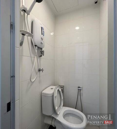For Rent One Middle Bedroom at Chulia Mansion Chulia Street Georgetown Pulau Pinang