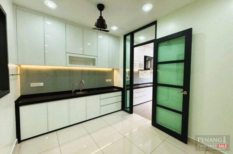 3 Storey Terrace House, Desaria, Sungai Ara. Near Brand New Condition