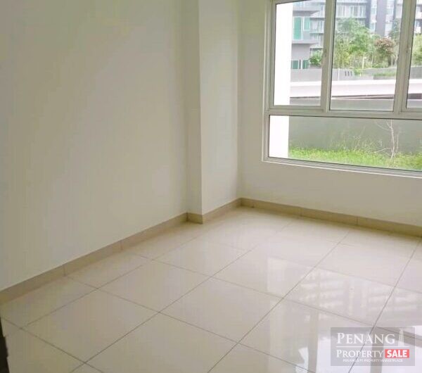 Tropicana Bay Residences, Brand New Corner Unit with Spacious Private Garden & Yard