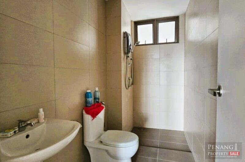Skycube Residences, Brand New Original Unit with Rare & Generous Private Garden & Yard.