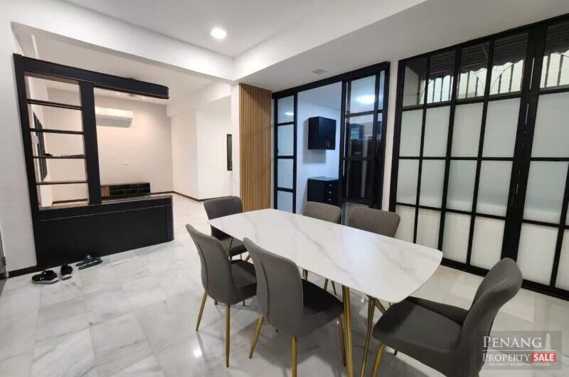 Westsland Court Apartment Located in Georgetown, Khaw Sim Bee