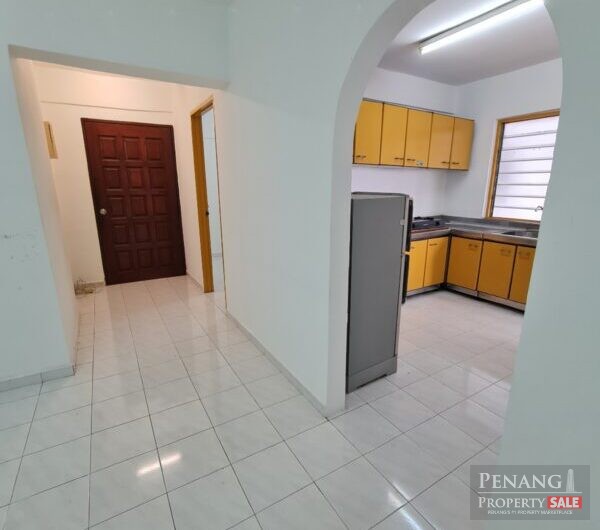 Taman Pekaka Apartment Near USM, Queensbay, Pekaka Square, Sungai Dua Night Market