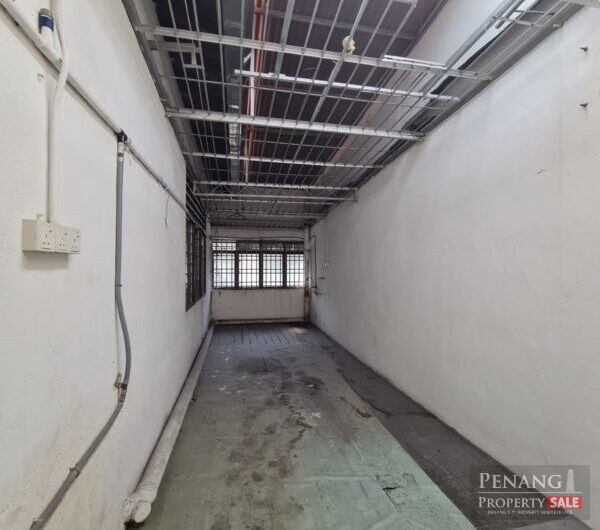 Jelutong Main Road Shop Office Near Market, Lam Wah Ee For Rent