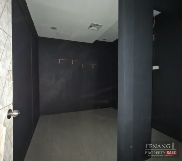 Jelutong Main Road Shop Office Near Market, Lam Wah Ee For Rent