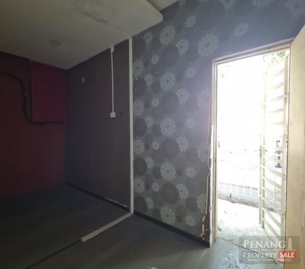 Jelutong Main Road Shop Office Near Market, Lam Wah Ee For Rent