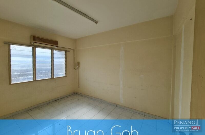 Eastern Court Apartment Near Jelutong Expressway, Lam Wah Ee Hospital, Han Chiang College
