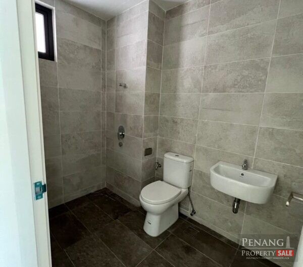 Iconic skies Relau 1493sf High Floor Original unit Low density