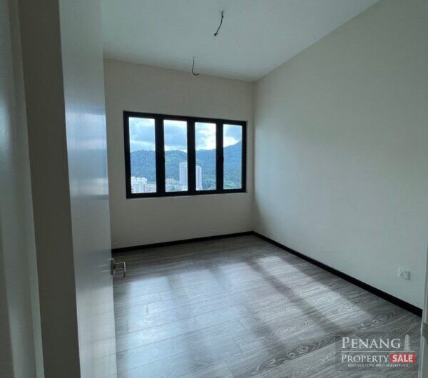 Iconic skies Relau 1493sf High Floor Original unit Low density