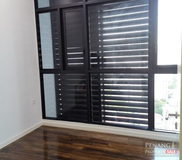 Setia V Residence Gurney Drive 1450sf Furnished & Renovated Seaview