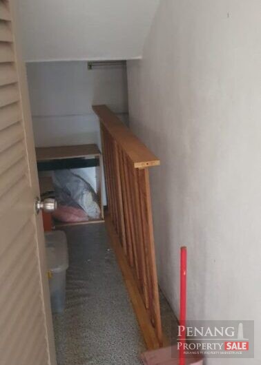 Mutiara Court 2 Gelugor Duplex unit 1400sf 2 Car Park Island Glades