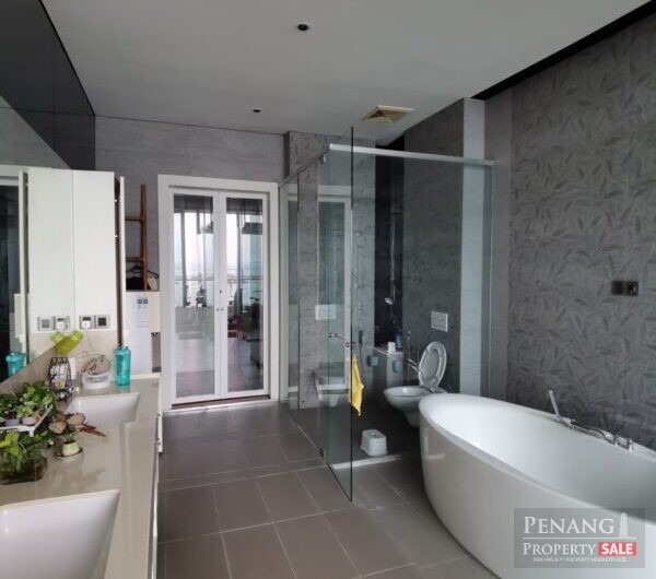 8 Gurney Seaview Luxury Private unit tastefully renovated furnish