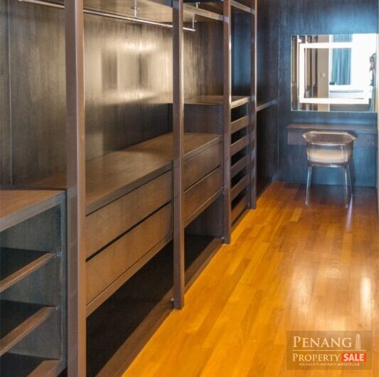 8 Gurney The Shore Condominium Furnished & Renovated 5800sf