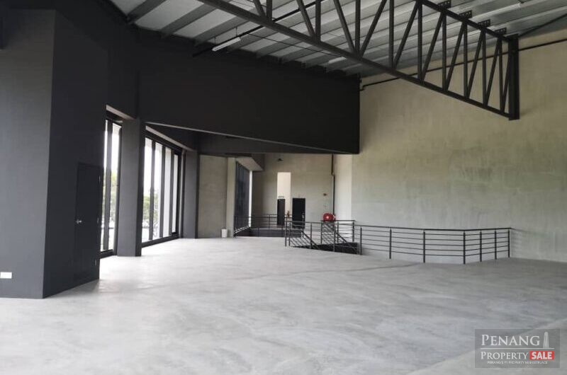 (BIGGER SIZE & FACING MAINROAD) Warehouse Office at Seberang Jaya For RENT