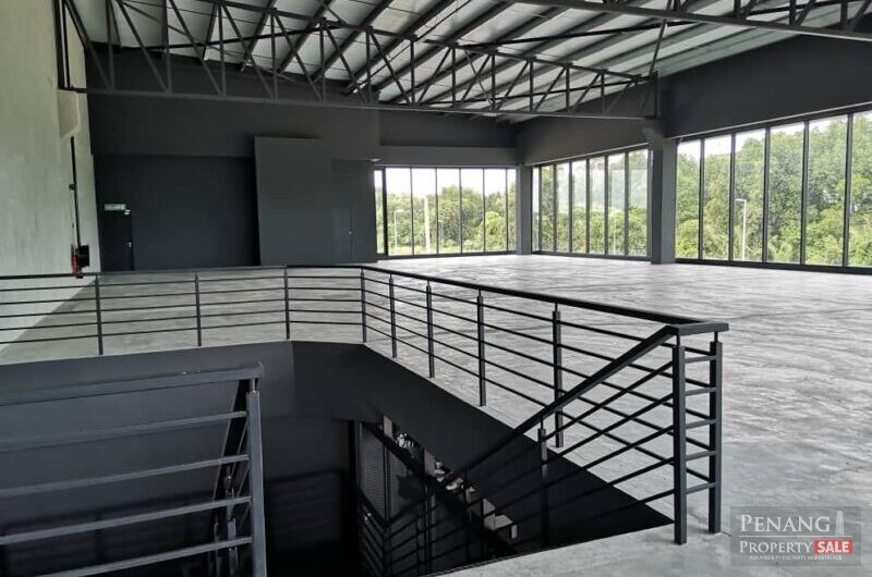 (BIGGER SIZE & FACING MAINROAD) Warehouse Office at Seberang Jaya For RENT