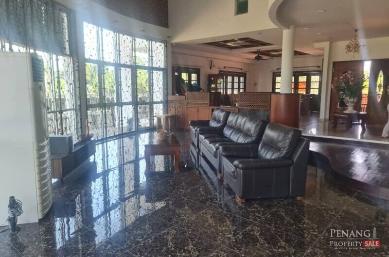 For Rent – 3 STOREY GOLF RESORT BUNGALOW
