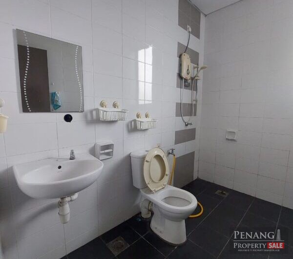 Boulevard Condominium Farlim Furnishe & Renovated 1200sf 2 Car Park