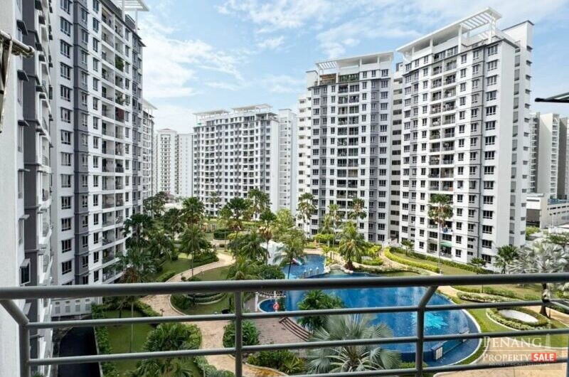 Putra Place Poolview Nice units near QueensbayMall Bayan Lepas