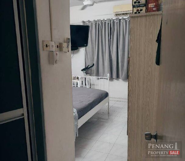 Jelutong 2 Car Parks Sinar Bukit Dumbar | Middle Floor | 700sf | RM325K NEGO | RARE Listing !