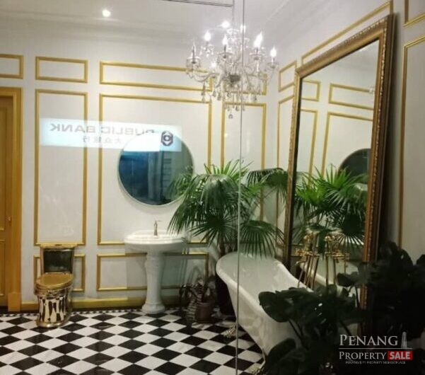 3 Sty Shop Heritage UNESCO | Lebuh Bishop opp Public Bank | Tenanted