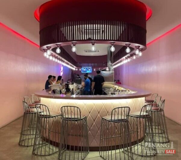 3 Sty Shop Heritage UNESCO | Lebuh Bishop opp Public Bank | Tenanted