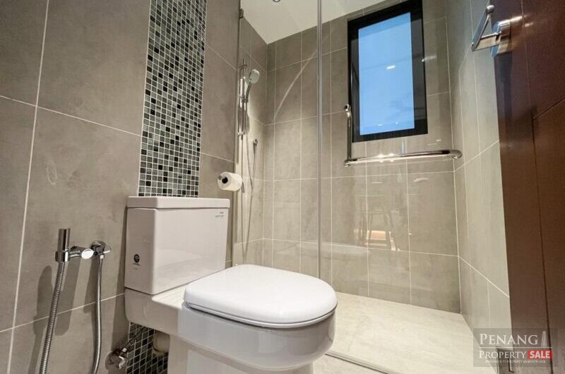 Queens Waterfront Q2 Studio, Bayan Lepas